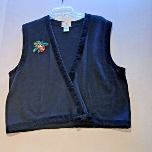 Susan Bristol XL Black Retro Vintage Vest with Bow & Button at Bottom.